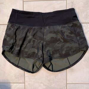 Lululemon Camo speed up Shorts